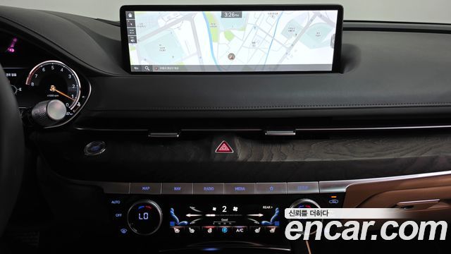 Genesis G80 2021 — photo 14
