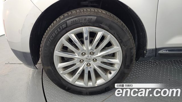 Lincoln MKX 2011 — photo 5