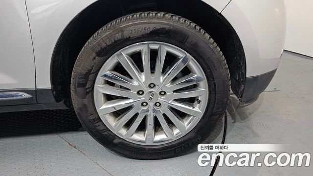 Lincoln MKX 2011 — photo 7