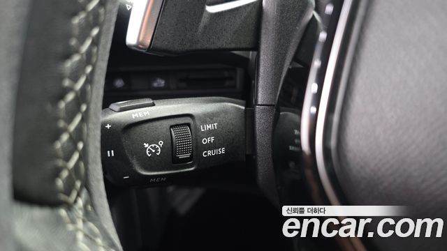 Peugeot 5008 2024 — photo 25