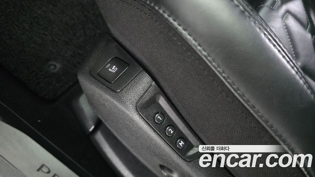 Peugeot 5008 2024 — photo 29