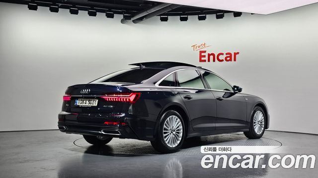 Audi A6 2020 — photo 2