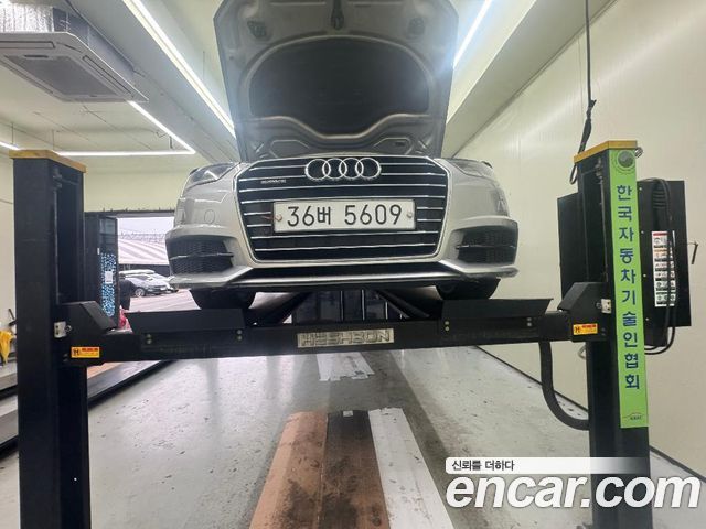 Audi A6 2018 — photo 1