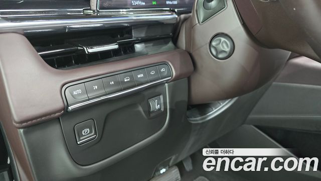Cadillac Escalade 2023 — photo 19