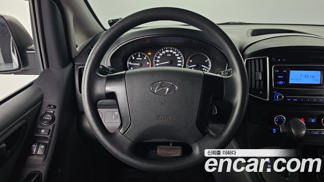 Hyundai Starex 2021 — photo 20