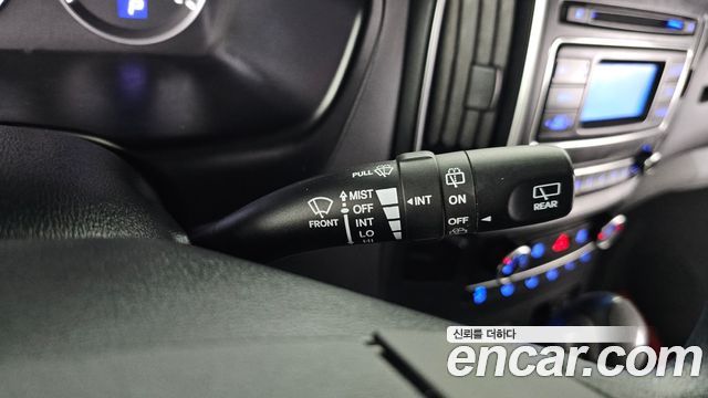 Hyundai Starex 2021 — photo 29