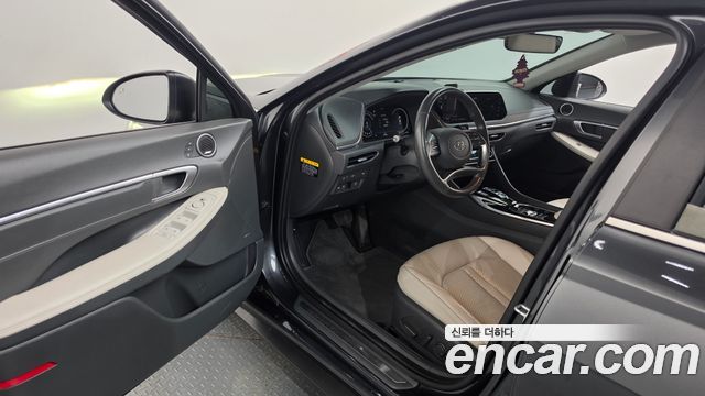 Hyundai Sonata 2020 — photo 13