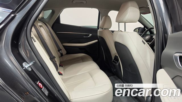 Hyundai Sonata 2020 — photo 17