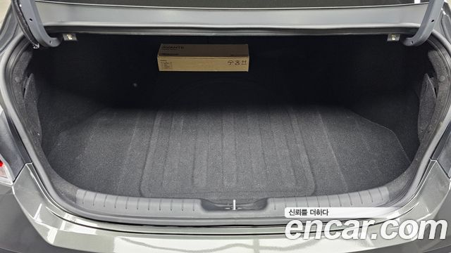 Hyundai AVANTE 2024 — photo 23