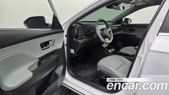 Hyundai Kona 2023 — photo 10