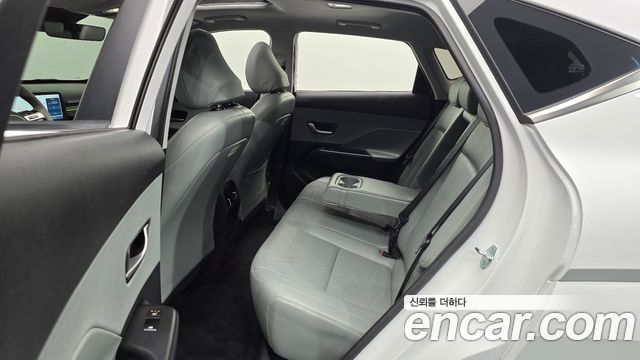 Hyundai Kona 2023 — photo 12