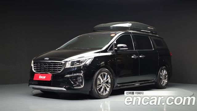 Kia Canival 2020 — photo 1