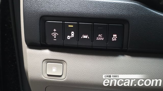 Kia Canival 2020 — photo 24