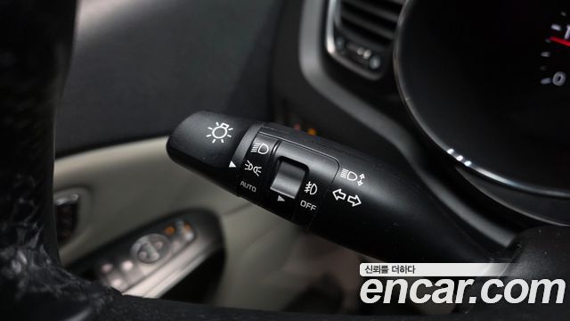 Kia Canival 2020 — photo 28