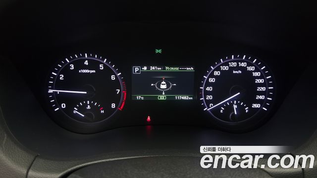 Genesis G80 2018 — photo 11