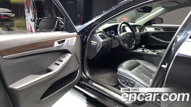 Genesis G80 2018 — photo 13