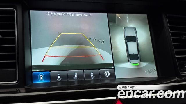Genesis G80 2018 — photo 21