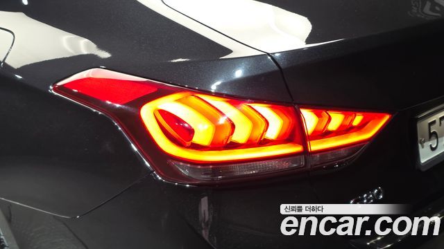 Genesis G80 2018 — photo 9