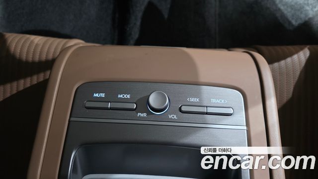 Hyundai Grandeur 2023 — photo 19