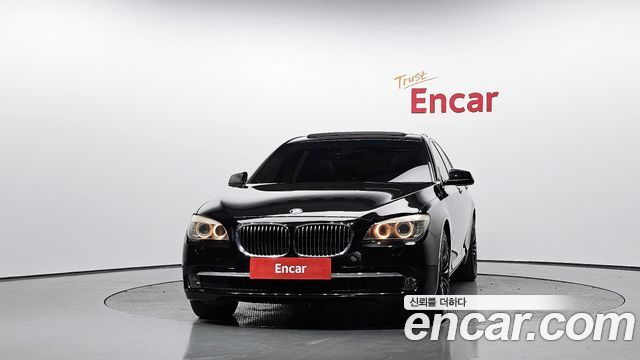 BMW 7-Series 2011 — photo 3