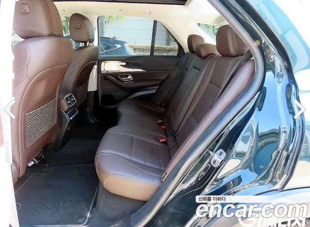 Mercedes-Benz GLE-Class 2022 — photo 6