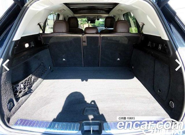 Mercedes-Benz GLE-Class 2022 — photo 16