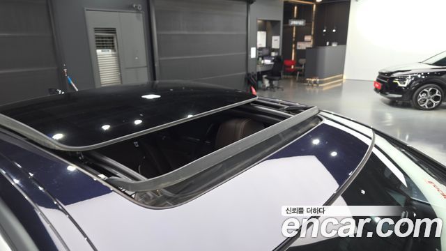 BMW 7-Series 2018 — photo 19
