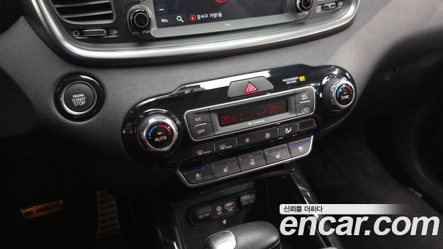 Kia Sorento 2018 — photo 23