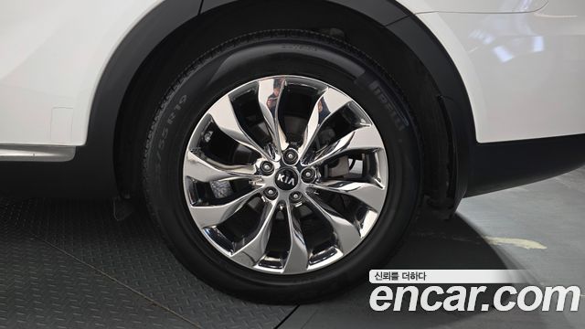 Kia Sorento 2018 — photo 7