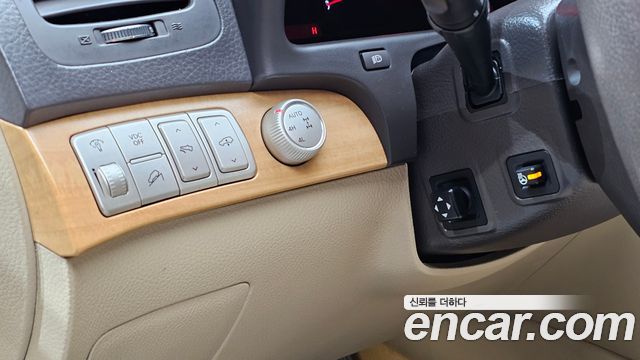 Kia Mohave 2012 — photo 16
