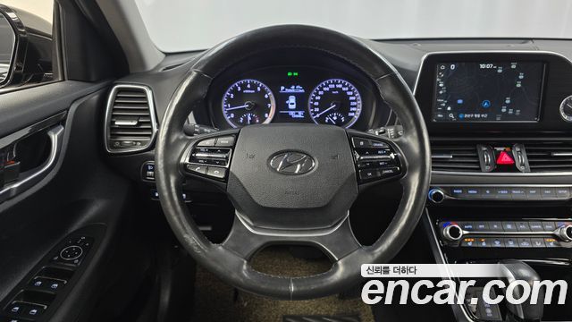 Hyundai Grandeur 2018 — photo 15