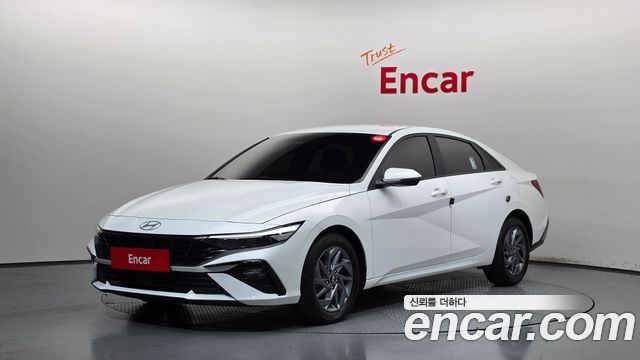 Hyundai AVANTE 2024 — photo 1