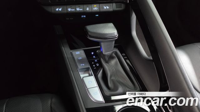 Hyundai AVANTE 2024 — photo 12