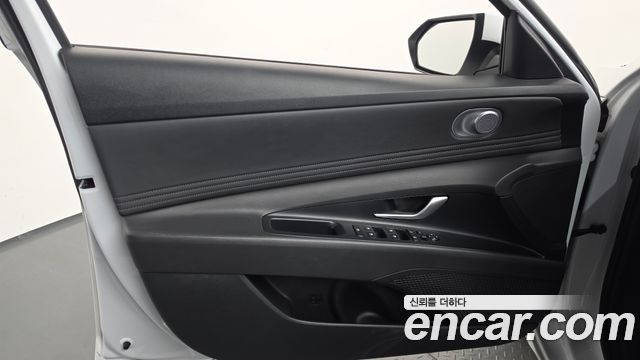 Hyundai AVANTE 2024 — photo 14