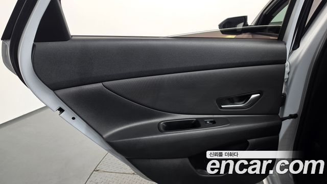 Hyundai AVANTE 2024 — photo 15