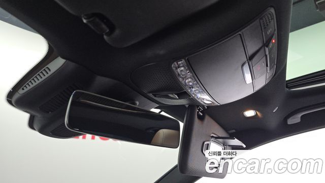 Mercedes-Benz E-Class 2023 — photo 27