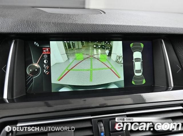 BMW 5-Series 2014 — photo 15