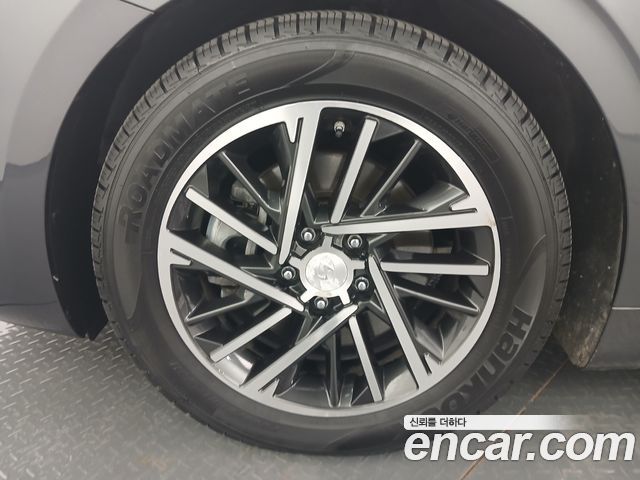 Hyundai Grandeur 2023 — photo 5