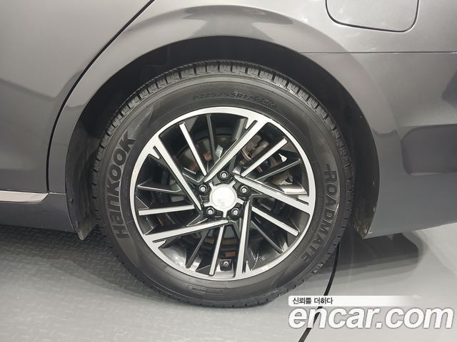 Hyundai Grandeur 2023 — photo 7