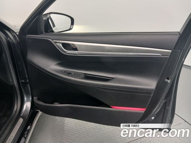 Hyundai Grandeur 2023 — photo 14