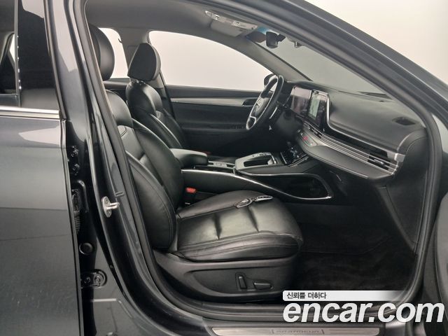 Hyundai Grandeur 2023 — photo 16