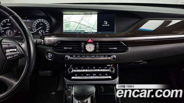 Genesis EQ900 2018 — photo 22