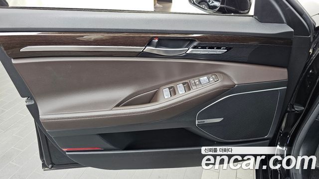 Genesis EQ900 2018 — photo 14
