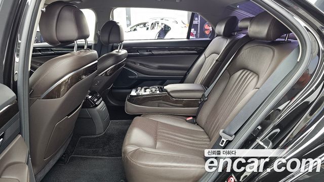 Genesis EQ900 2018 — photo 16