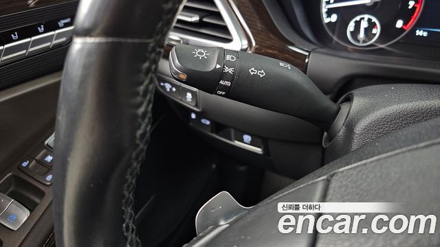 Genesis EQ900 2018 — photo 28