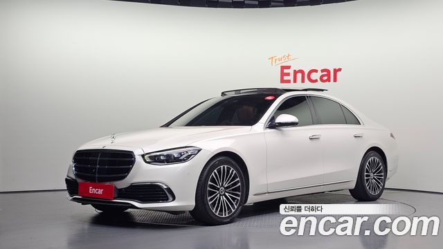 Mercedes-Benz S-Class 2022 — photo 1