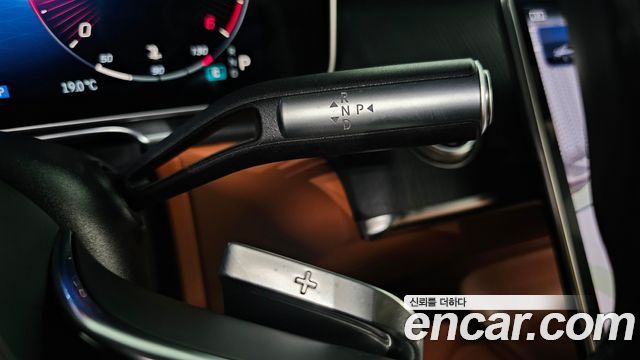 Mercedes-Benz S-Class 2022 — photo 9