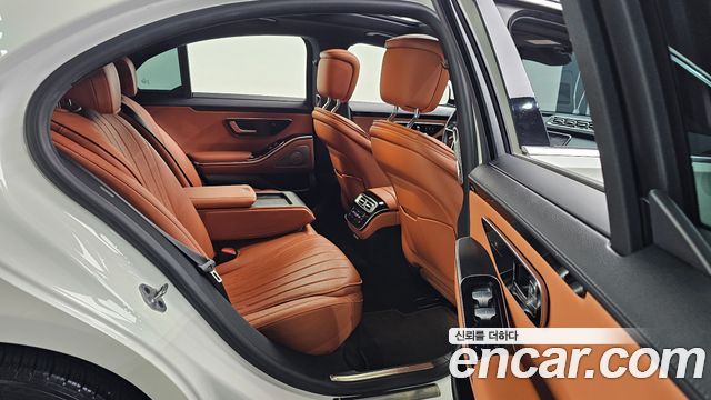 Mercedes-Benz S-Class 2022 — photo 11
