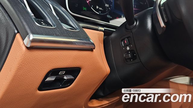 Mercedes-Benz S-Class 2022 — photo 13