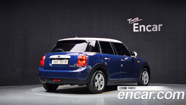 Mini Cooper 2015 — photo 2